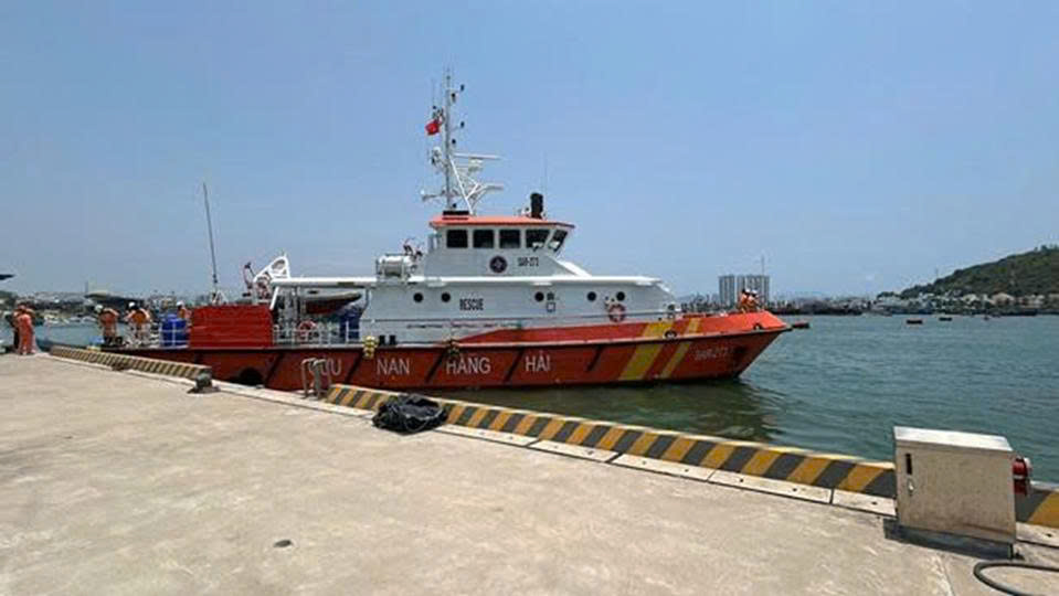 Khẩn trương điều động tàu SAR 273 đi cứu nạn ngư dân trên khu vực vùng biển Khánh Hòa